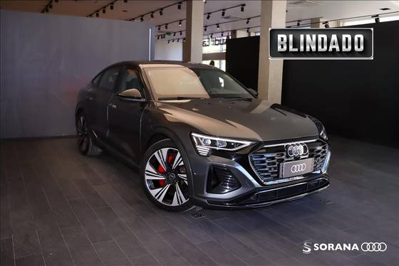 AUDI Q8 E-TRON 55 ELÉTRICO SPORTBACK PERFORMANCE BLACK QUATTRO AUDI Q8 E-TRON 55 ELÉTRICO SPORTBACK PERFORMANCE BLACK QUATTRO